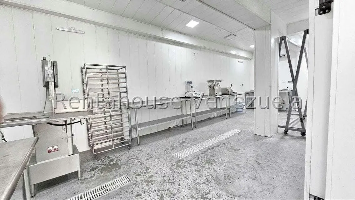 Edificio en Venta en La Florida, Distrito Metropolitano - 11