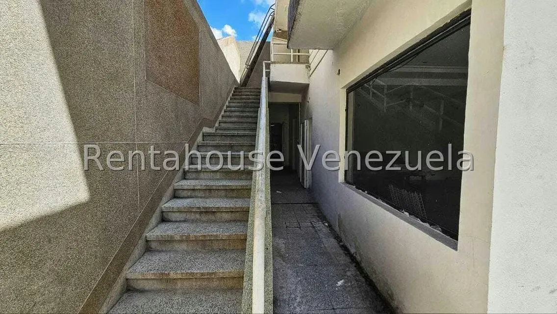 Edificio en Venta en La Florida, Distrito Metropolitano - 13