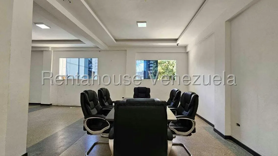 Edificio en Venta en La Florida, Distrito Metropolitano - 16