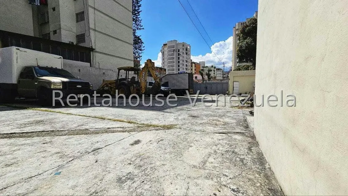 Edificio en Venta en La Florida, Distrito Metropolitano - 41