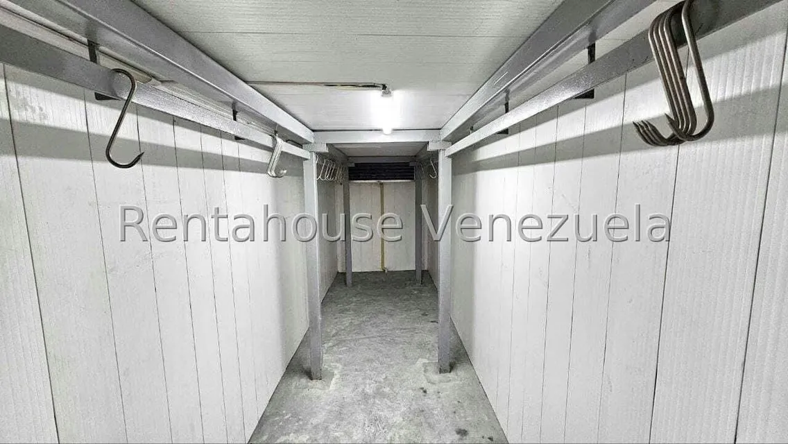 Edificio en Venta en La Florida, Distrito Metropolitano - 9