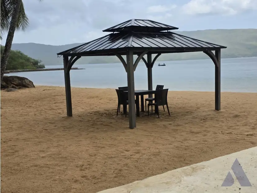 Vendo terreno c/posada 33970m2 Mochima 7842