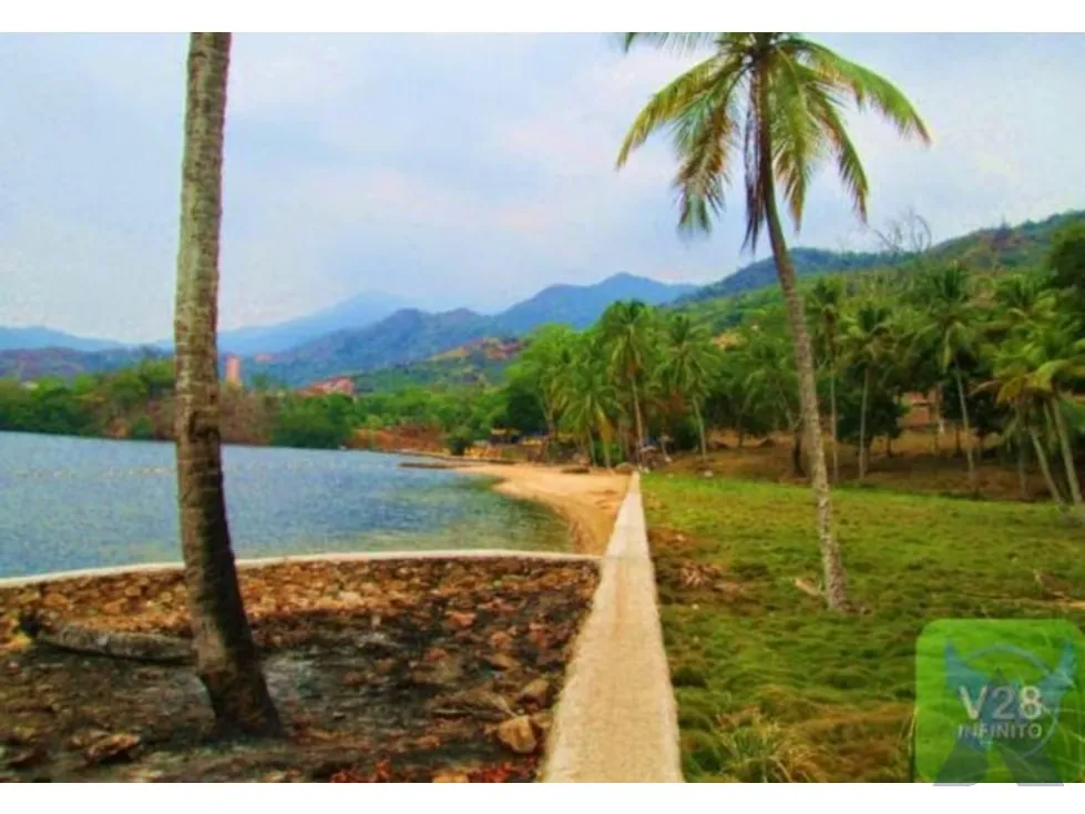 Vendo terreno c/posada 33970m2 Mochima 7842 - 29