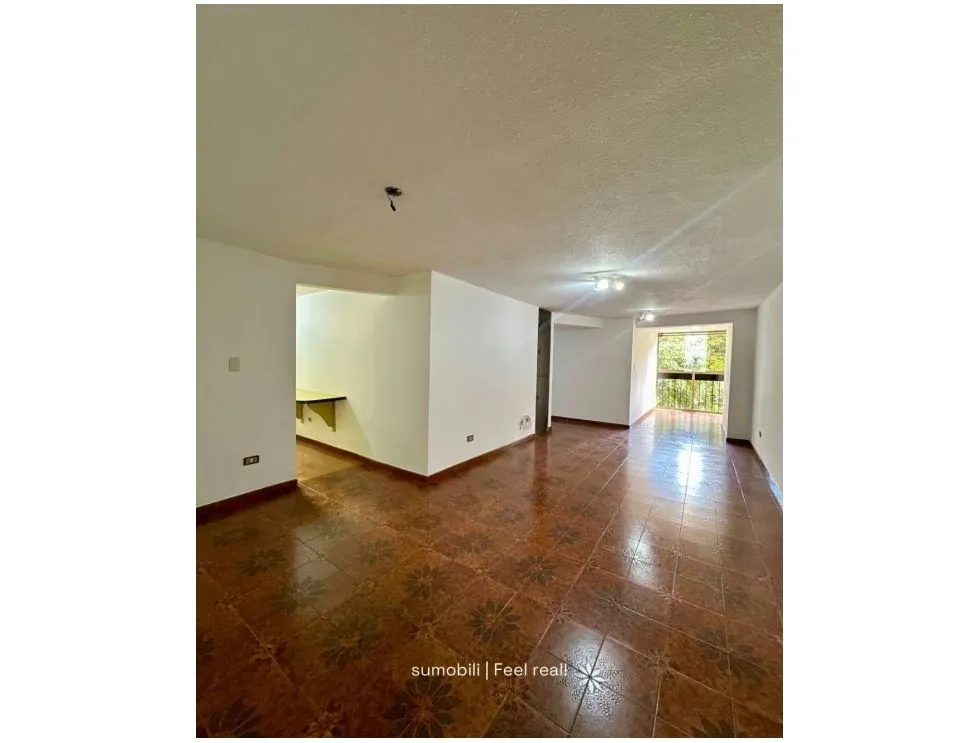 Venta Apartamento para actualizar 96m2 El Hatillo 7524 - 2