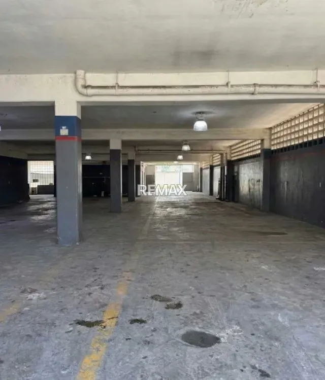 LOCAL COMERCIAL CON AREAS DE EXHIBICION Y TALLERES - 7