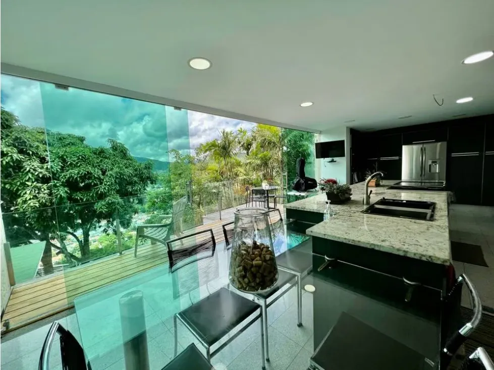Se vende casa 1000m2 4h+2s/6B/4p Cumbres de Curumo - 6