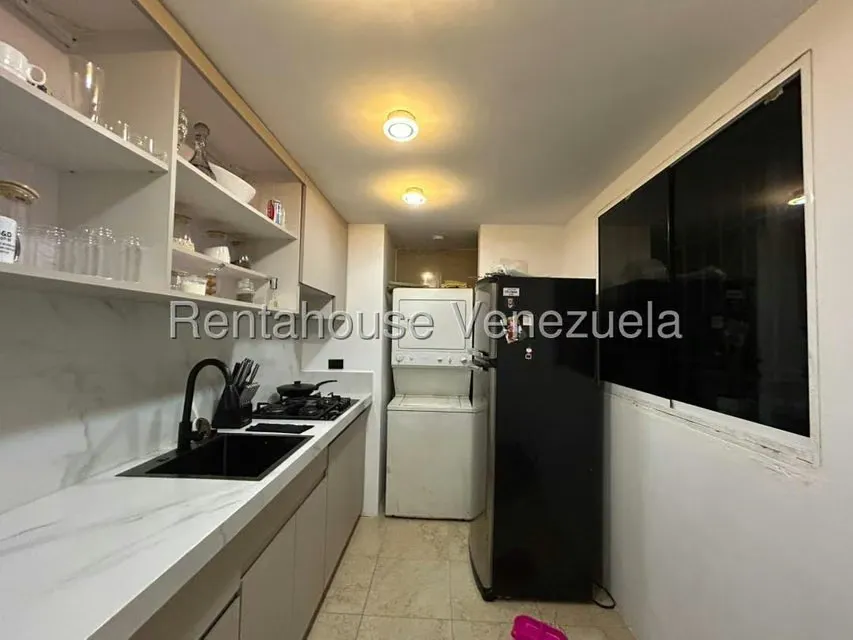 Apartamento (1 Nivel) en Venta en La Rosaleda, Miranda - 6