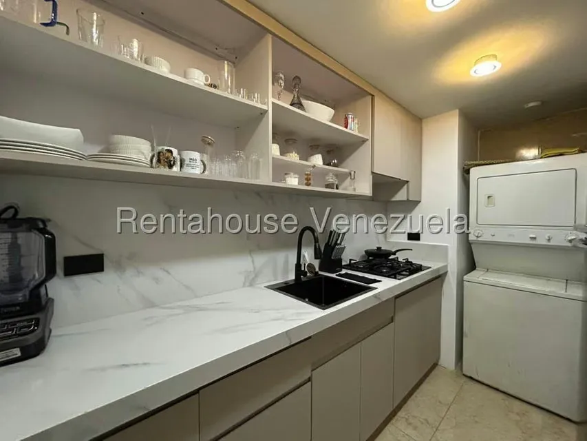 Apartamento (1 Nivel) en Venta en La Rosaleda, Miranda - 8