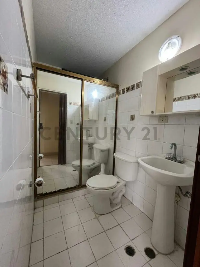 Se Vende Apartamento Res. La Quinta Los Teques - 16