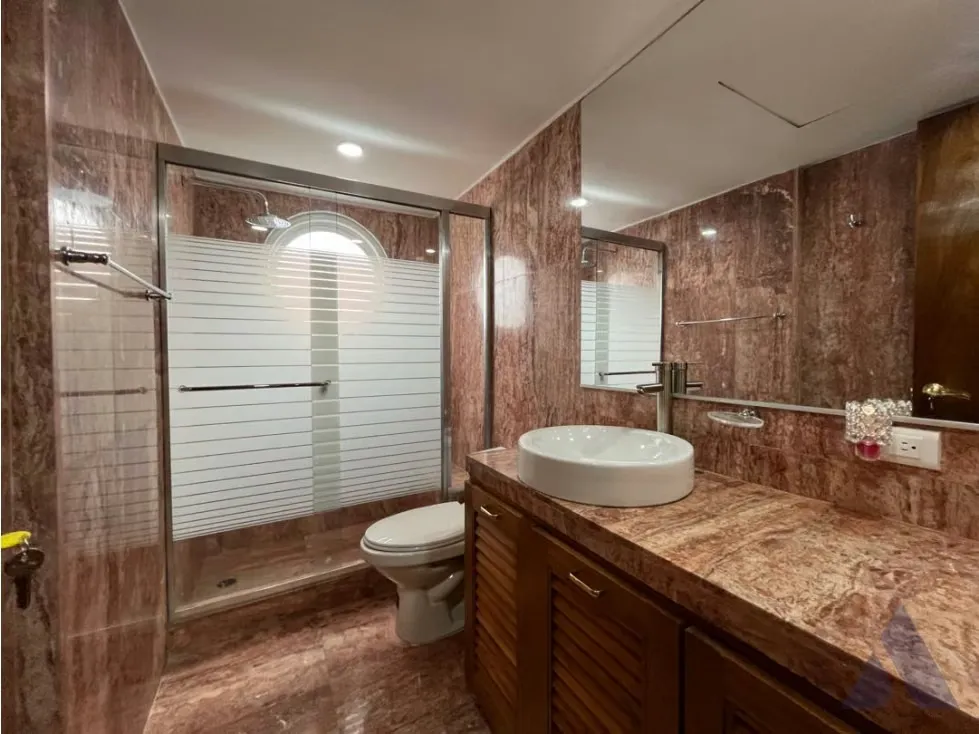 Vendo apartamento remodelado 240m2 La Castellana 4171 - 13