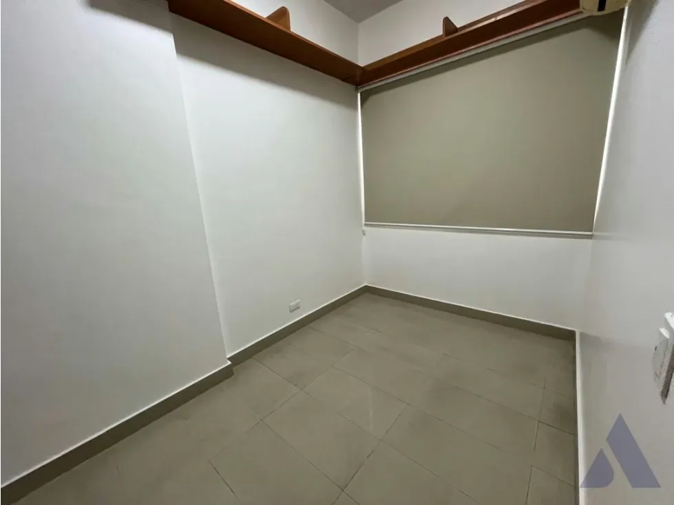 Vendo apartamento remodelado 240m2 La Castellana 4171 - 16