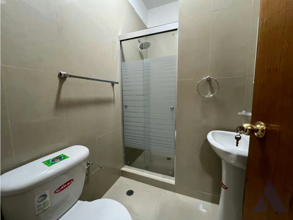 Vendo apartamento remodelado 240m2 La Castellana 4171 - 17