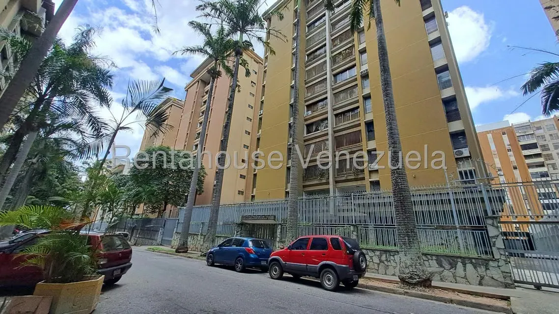 Apartamento (1 Nivel) en Venta en La Urbina, Distrito Metropolitano - 24
