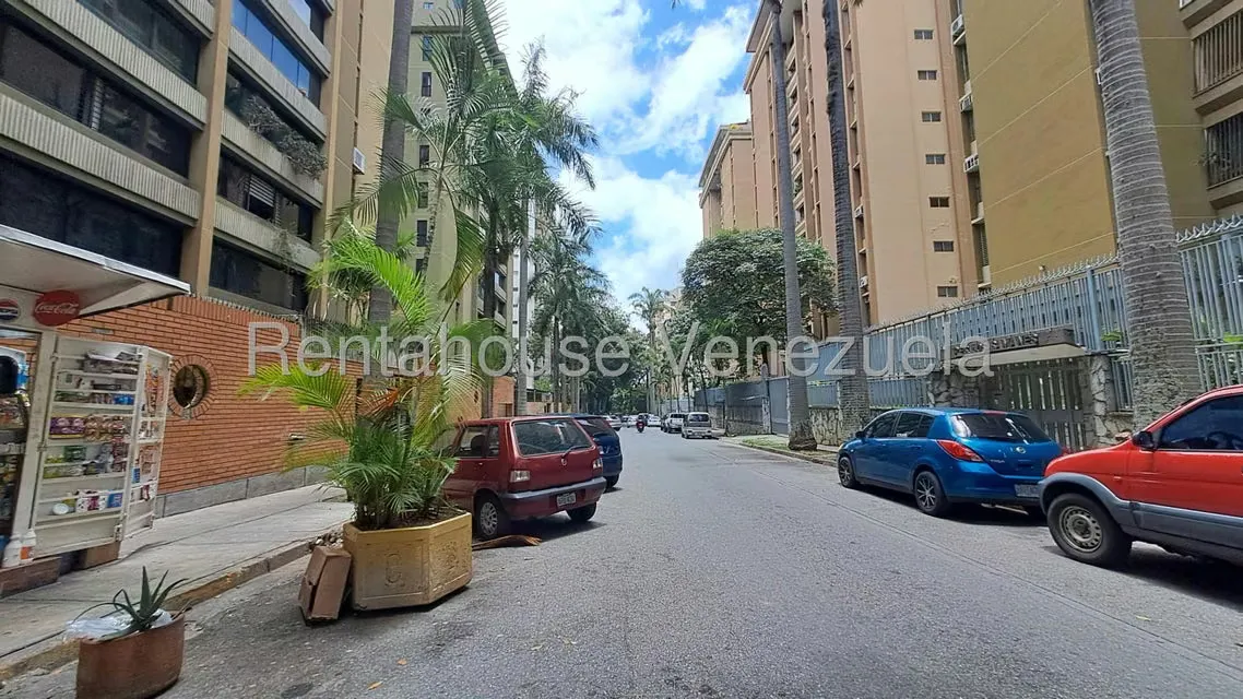 Apartamento (1 Nivel) en Venta en La Urbina, Distrito Metropolitano - 28