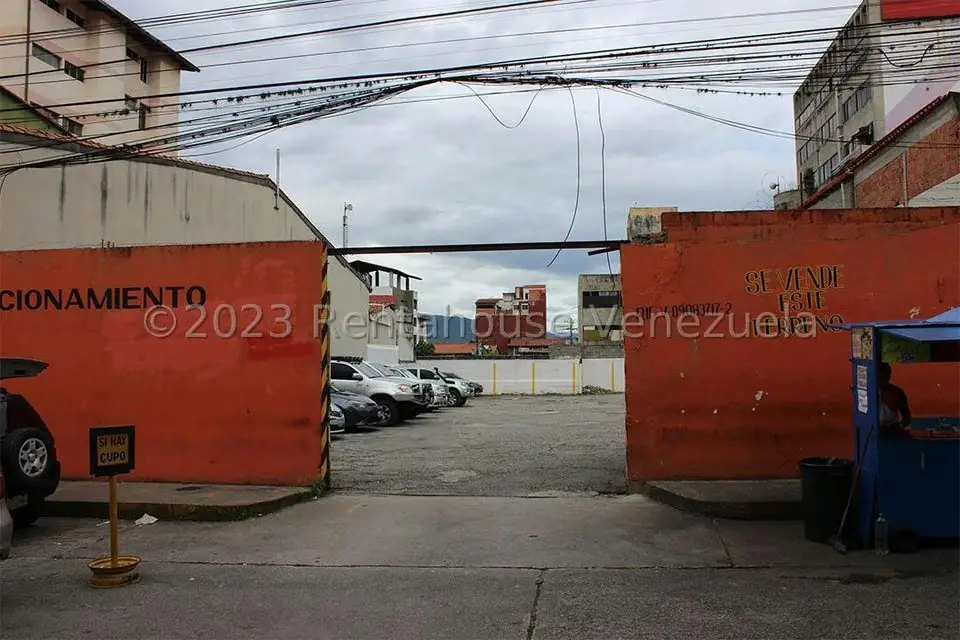 Estacionamiento en Venta en Avenida 4, Merida - 2