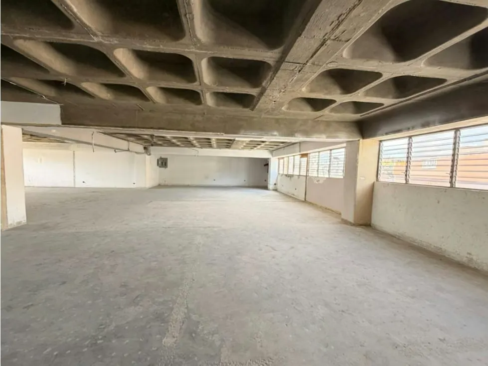 Se alquila Local Comercial 300m² Guaicay
