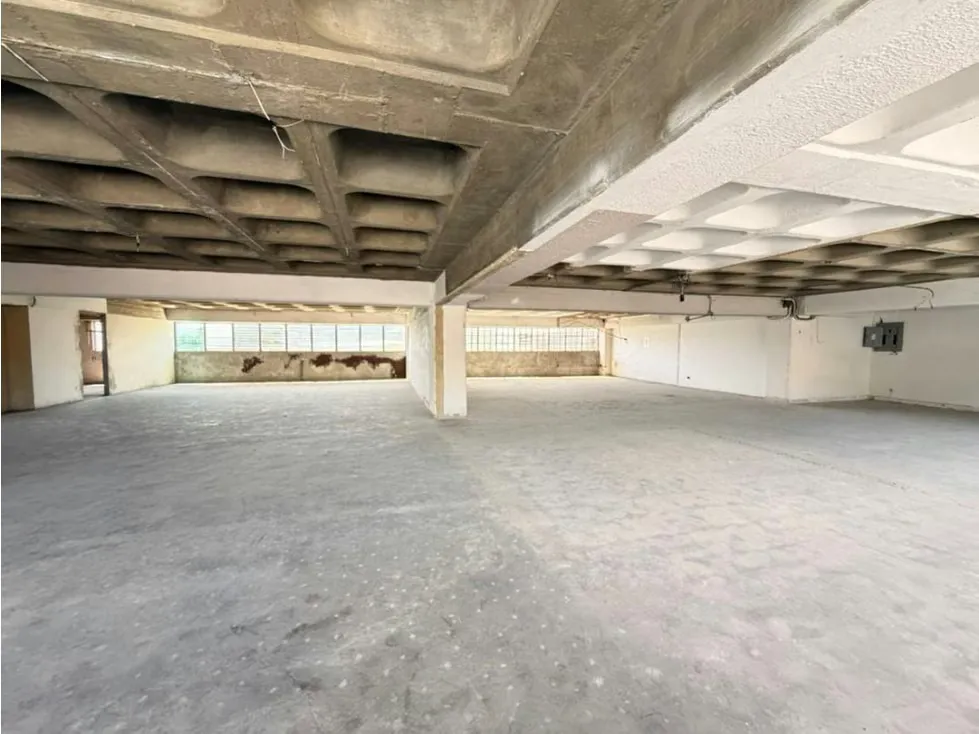 Se alquila Local Comercial 300m² Guaicay - 3