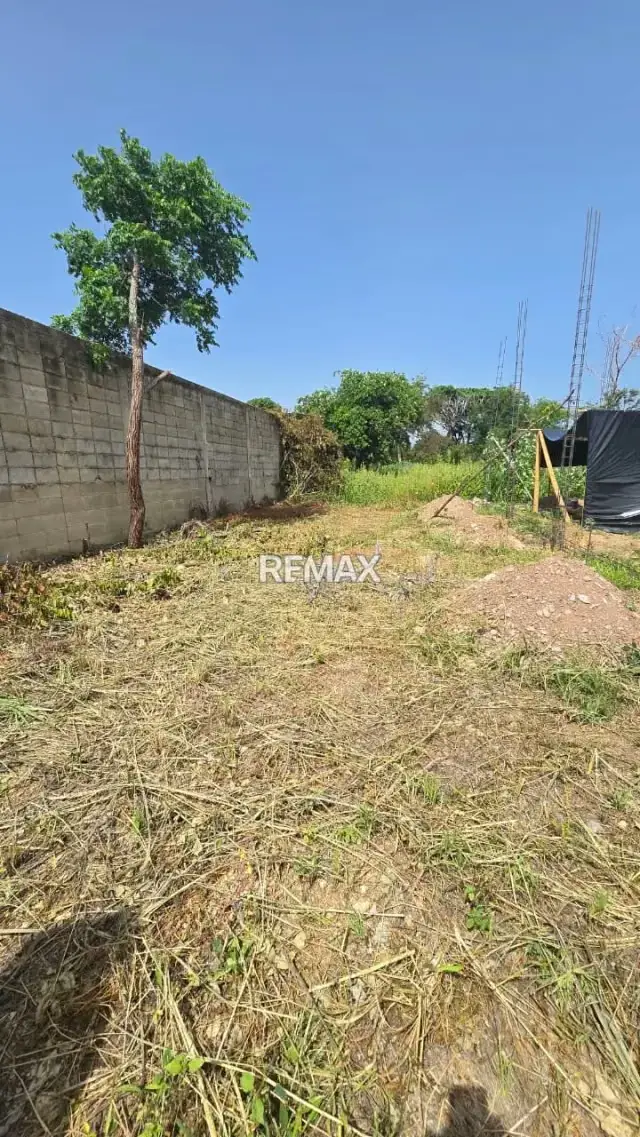 En Venta Terreno Urb, Villa Jardin Santa Rita