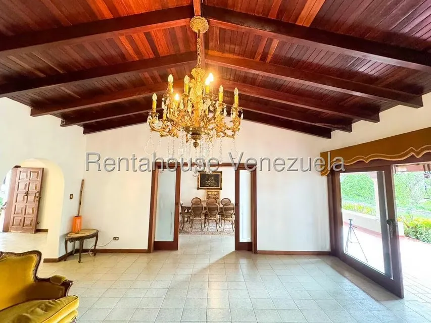 Casa (Multipes Niveles) en Venta en Cerro Verde, Distrito Metropolitano - 22