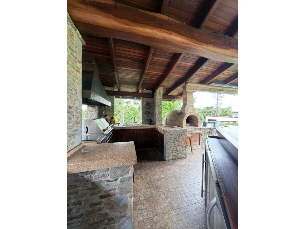 Vendo casa 900m2 La Lagunita 1123 - 21