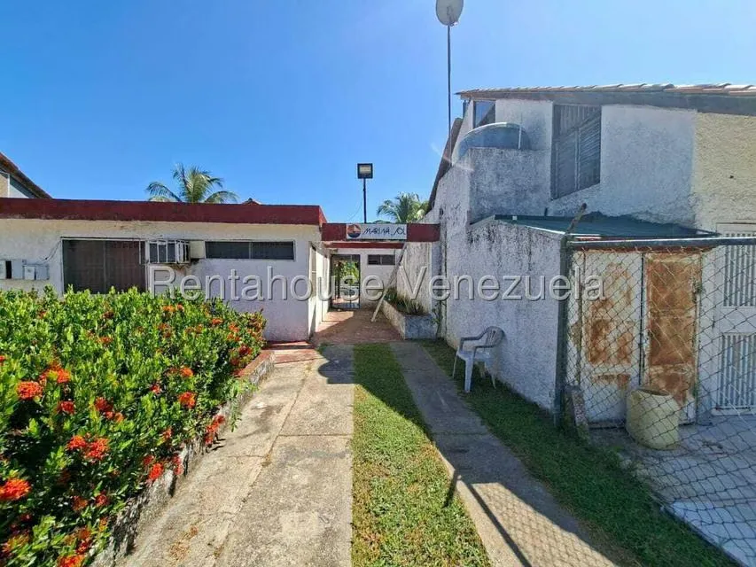 Townhouse (Duplex) en Venta en Los Canales de Rio Chico, Miranda - 24