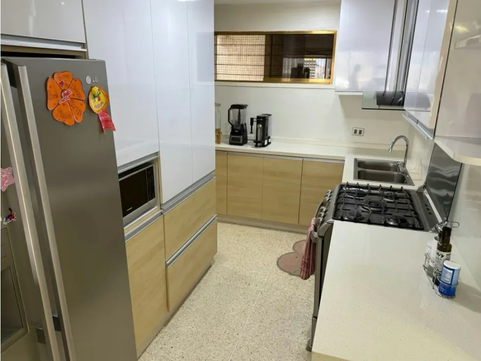 En Venta Apto 142m San Bernardino. Municipio Libertador.Caracas - 12