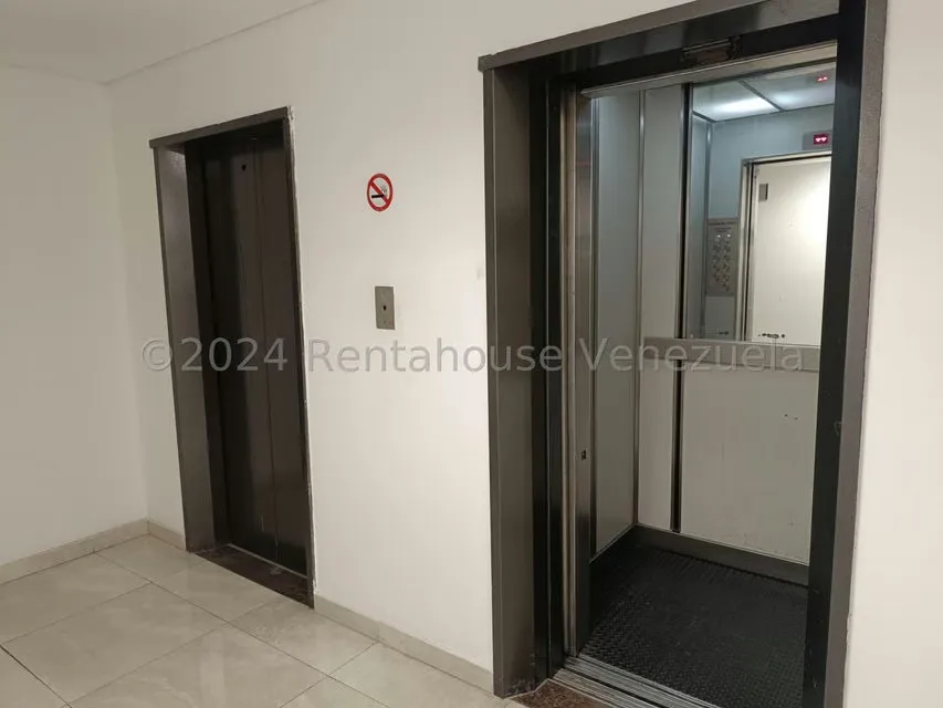 Oficina en Venta en Las Delicias de Sabana Grande, Distrito Metropolitano - 4