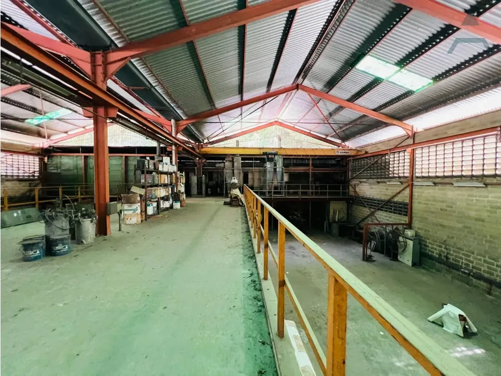 Se vende/alquila Galpon 3.730m² Guarenas