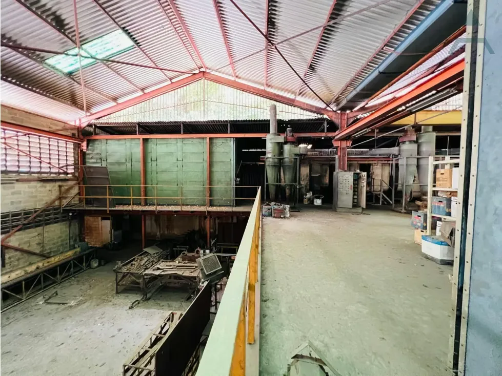 Se vende/alquila Galpon 3.730m² Guarenas - 18