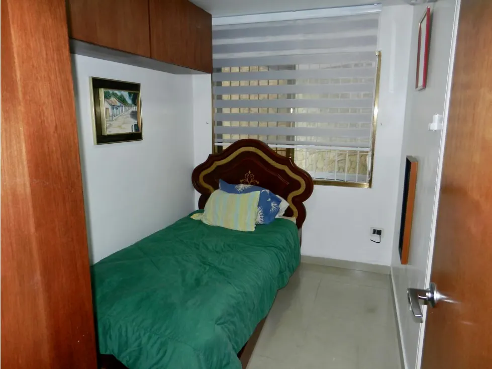 Se vende casa 490m2 4h+s/6b/4p Los Naranjos 8906 - 8