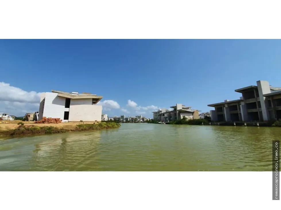 Hermoso Town House Con Muelle Privado CODIGO 1771298 - 23