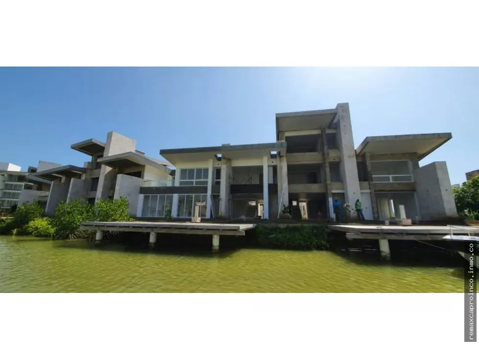 Hermoso Town House Con Muelle Privado CODIGO 1771298 - 27