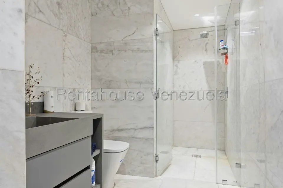 Apartamento (1 Nivel) en Venta en Las Mercedes, Distrito Metropolitano - 33