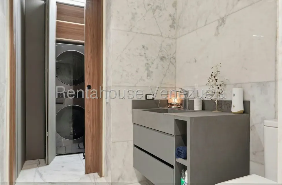 Apartamento (1 Nivel) en Venta en Las Mercedes, Distrito Metropolitano - 34