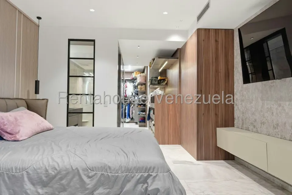 Apartamento (1 Nivel) en Venta en Las Mercedes, Distrito Metropolitano - 38