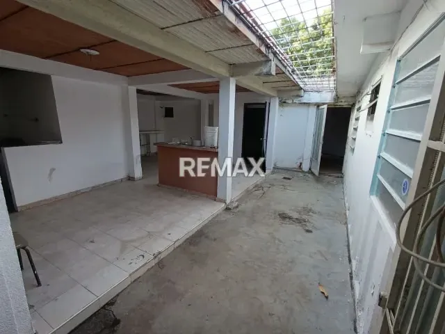 QUINTA URBANIZACION FUNDACION MENDOZA - 12