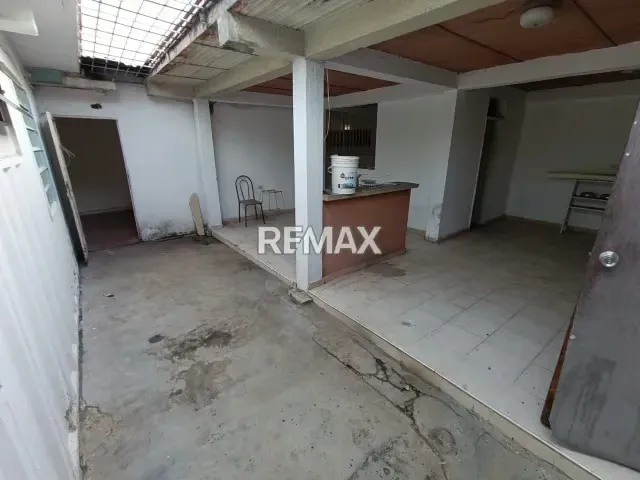 QUINTA URBANIZACION FUNDACION MENDOZA - 4