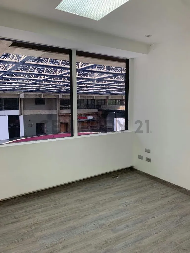 Oficina en alquiler en el Centro Comercial Macaracuay Plaza, Caracas - 11