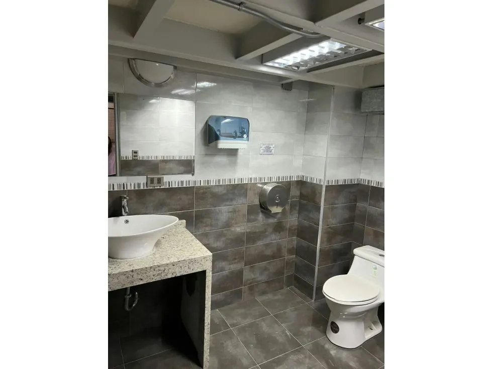 Se vende edificio Industrial 1559m2 La Yaguara 8357 - 8