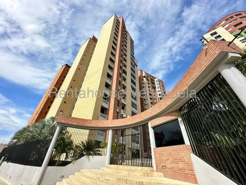 Apartamento (Penthouse) en Venta en Triangulo del Este, Lara