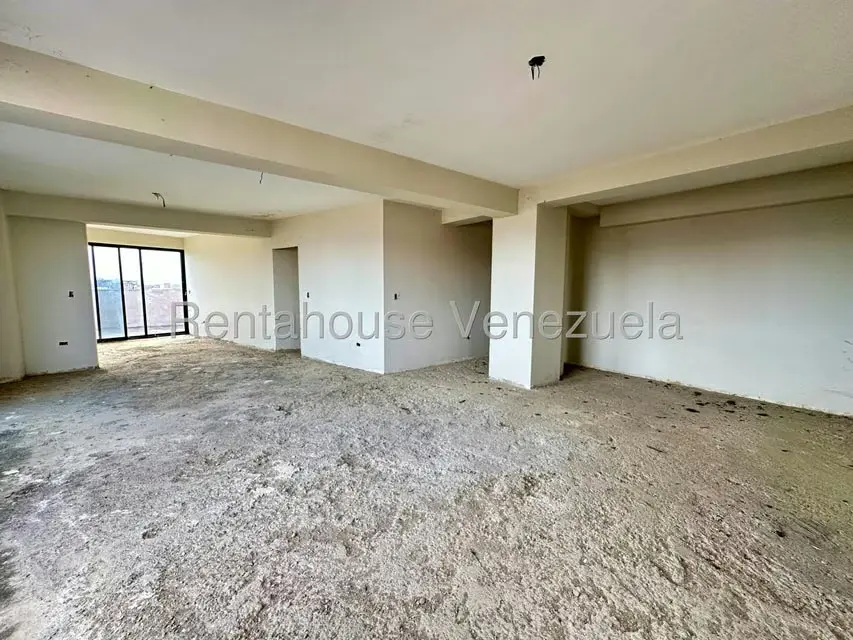 Apartamento (Penthouse) en Venta en Triangulo del Este, Lara - 26