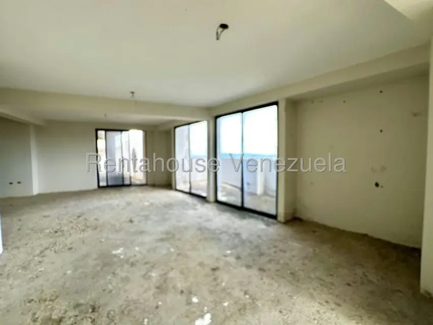 Apartamento (Penthouse) en Venta en Triangulo del Este, Lara - 31