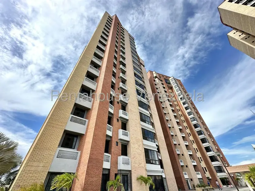 Apartamento (Penthouse) en Venta en Triangulo del Este, Lara - 46