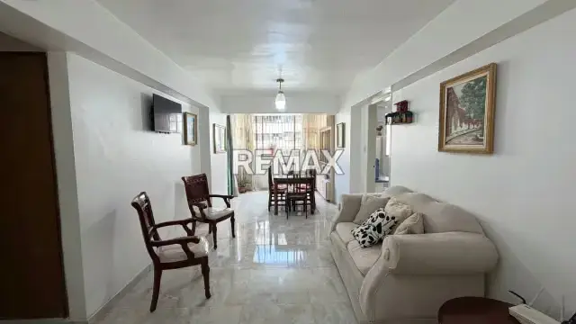 LINDO Y AMPLIO APARTAMENTO EN ALQUILER EN LA CANDELARIA.