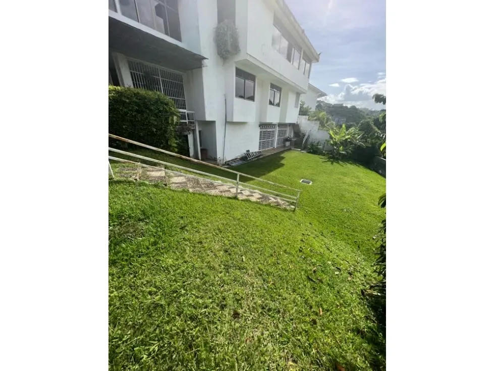 Se vende casa 780m2 5h+s/6b/4p Caurimare 3331 - 3