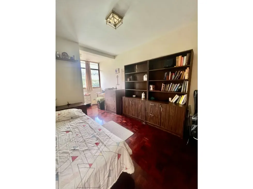 Se vende casa 780m2 5h+s/6b/4p Caurimare 3331 - 39
