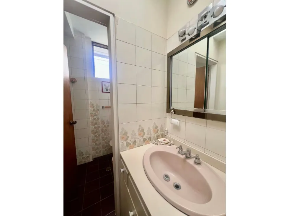 Se vende casa 780m2 5h+s/6b/4p Caurimare 3331 - 40