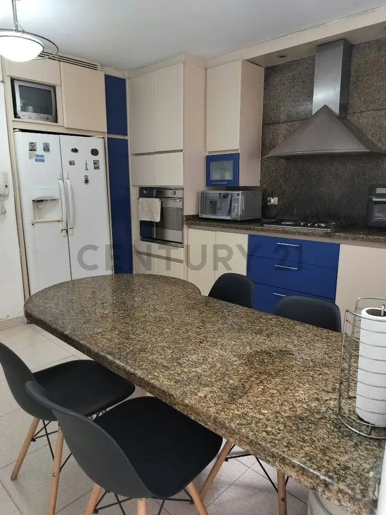 Amplio apartamento ubicado en PB en Los Naranjos del Cafetal - 18