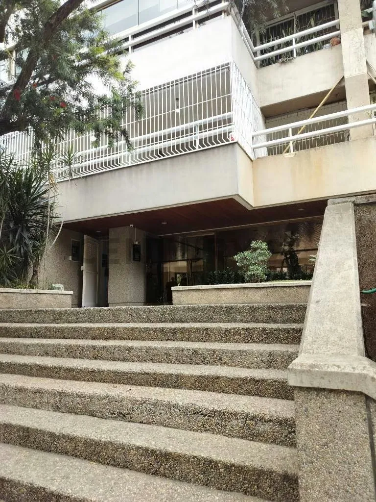 Amplio apartamento ubicado en PB en Los Naranjos del Cafetal - 2