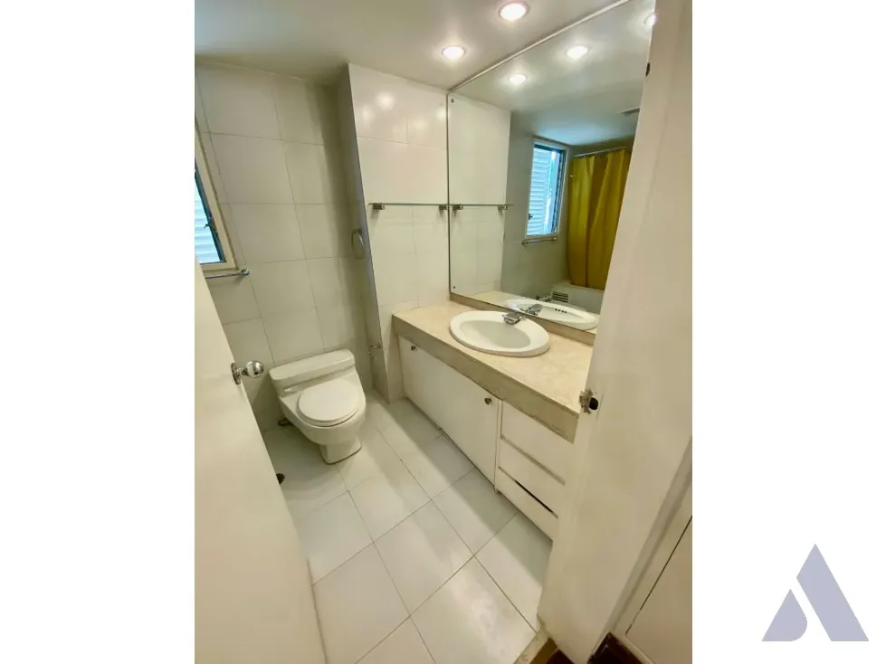 Alquilo apartamento sin muebles 230m2 La Castellana 8276 - 8